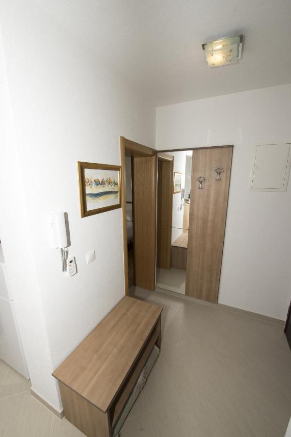 By The Sea Promajna, Makarska - 17160 Apartment *